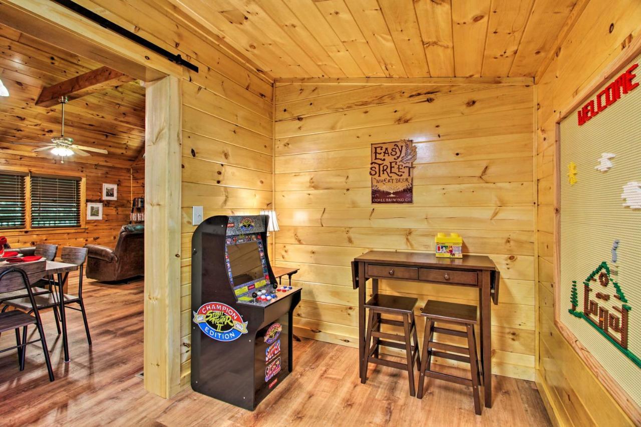 Charming Pigeon Forge Cabin With Private Hot Tub! Сев'єрвілл Екстер'єр фото