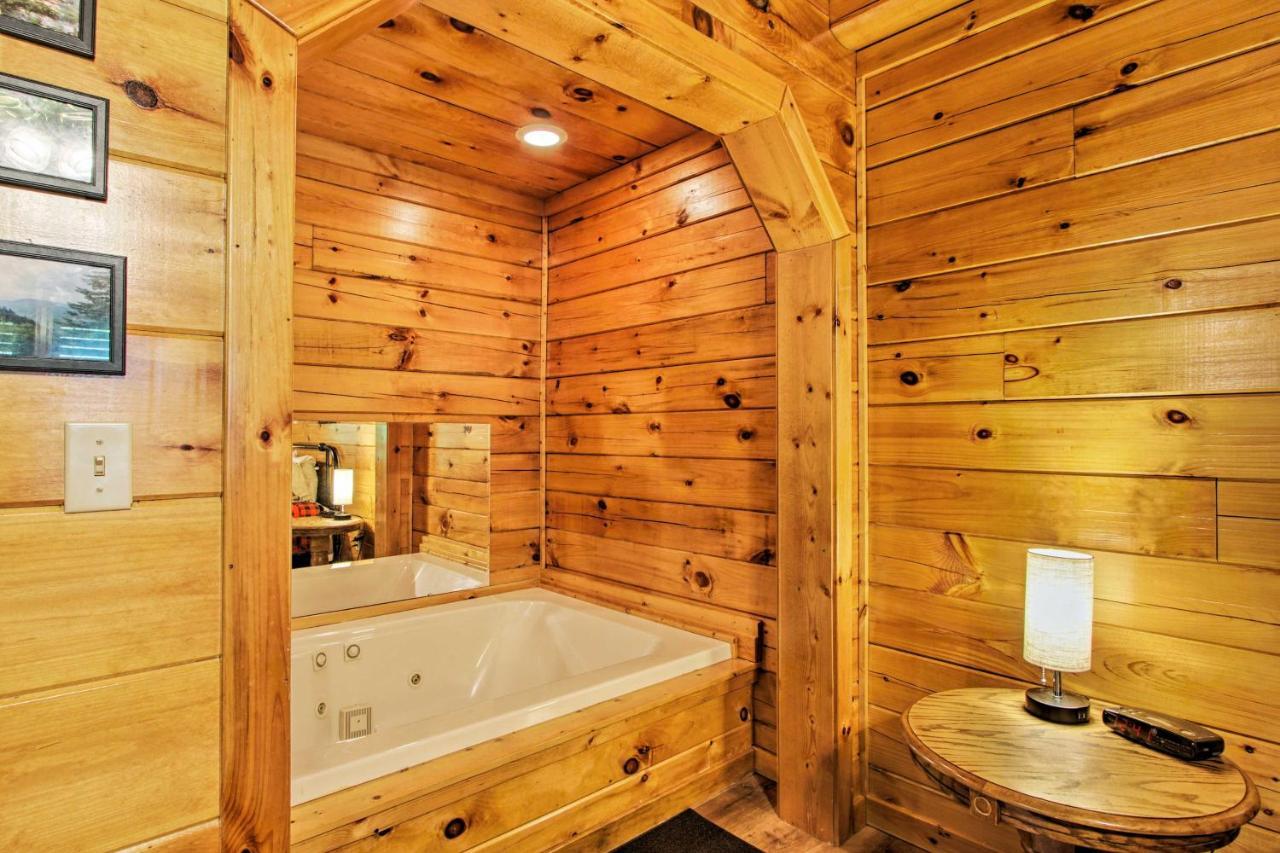 Charming Pigeon Forge Cabin With Private Hot Tub! Сев'єрвілл Екстер'єр фото